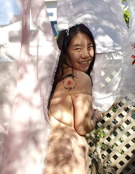 tattooed onlyfans hd picture