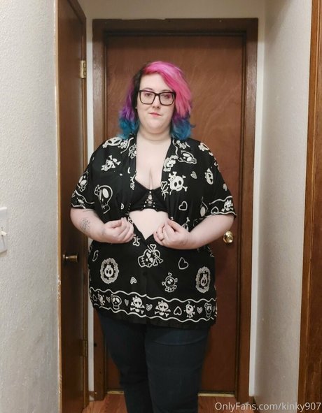 petite slut onlyfans hot xxx pic