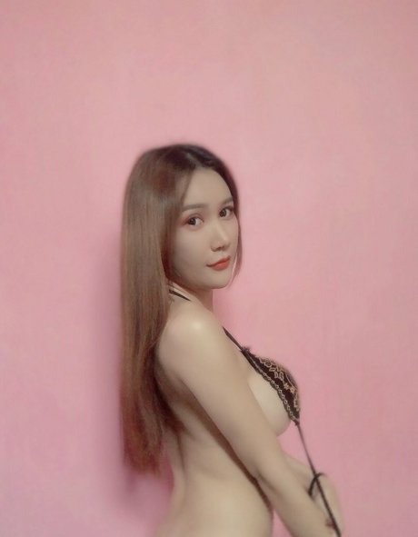 asian young onlyfans hot images
