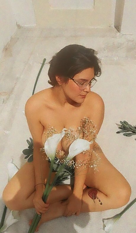 beauty teen onlyfans beautiful naked pics