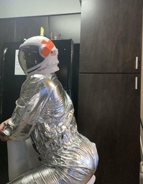 freejohnnystone naked star pic