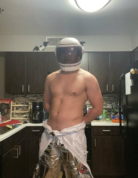 freejohnnystone star erotic pics