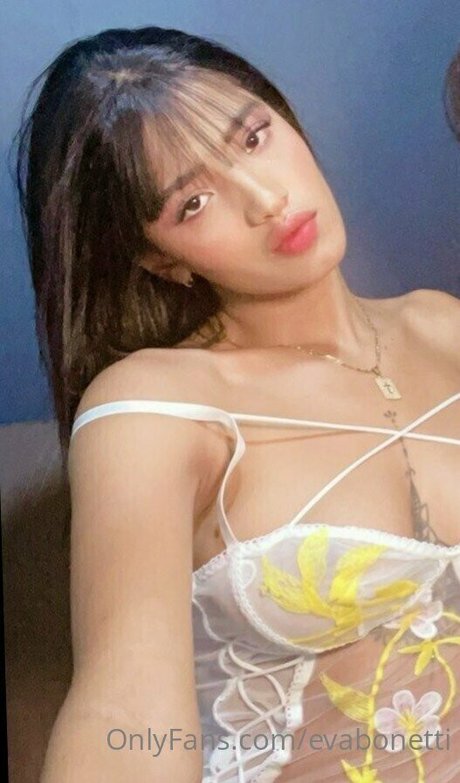 evabinetti nude model picture