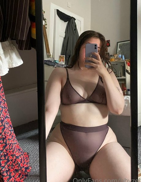 bbyzel exclusive actress pictures