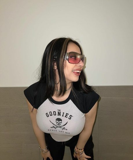 Sisterbryana art star gallery