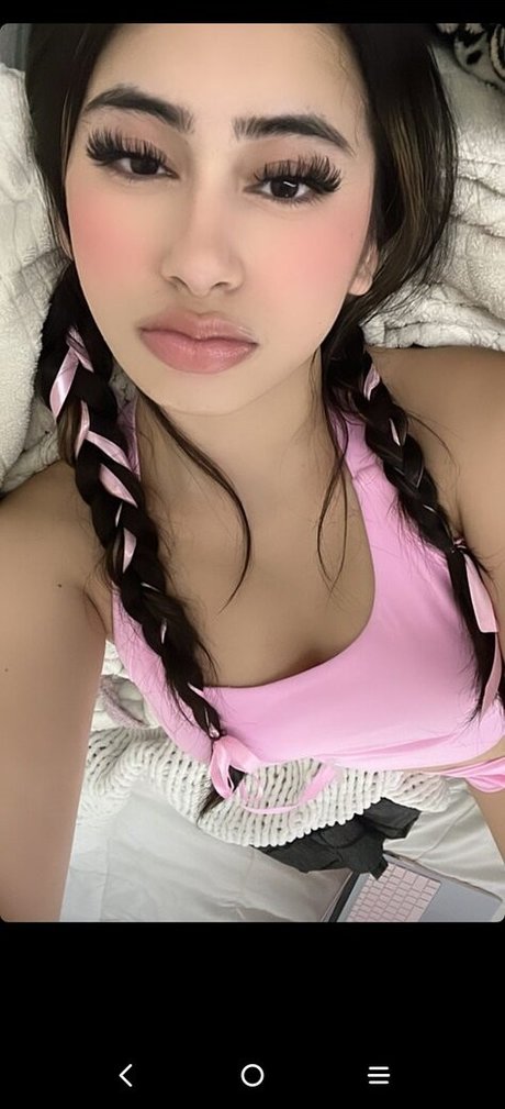 Sisterbryana model erotic pic