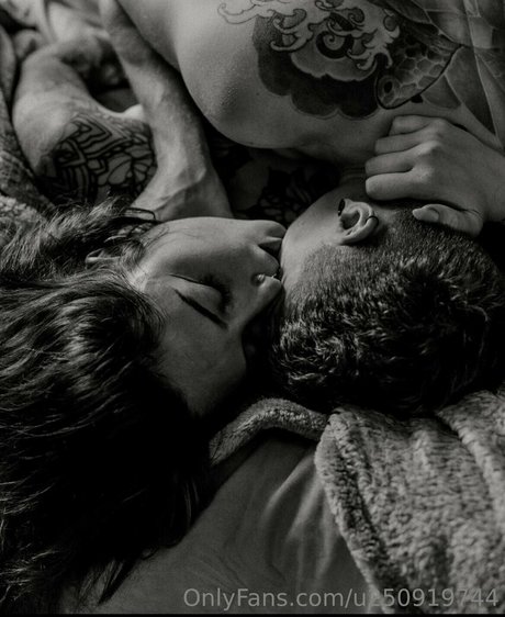 sarahmeeeow top actress photo