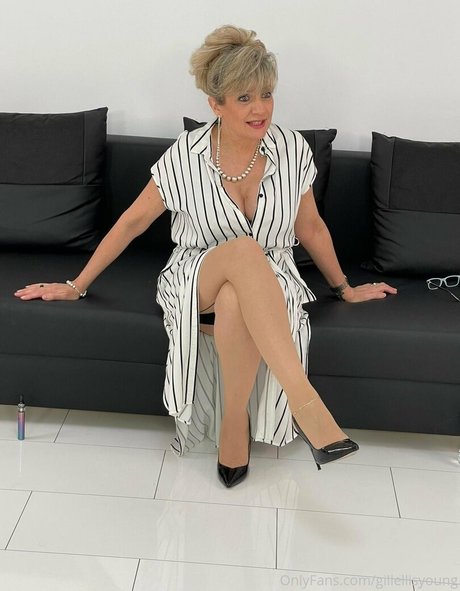 mother daughter onlyfans free sex img