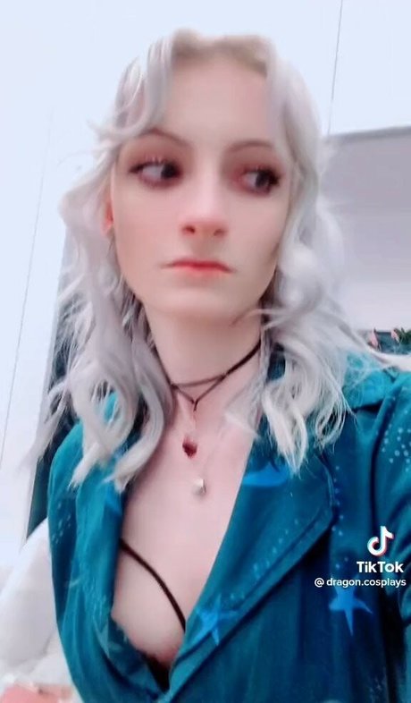 Dragon Cosplays pornstar high quality image