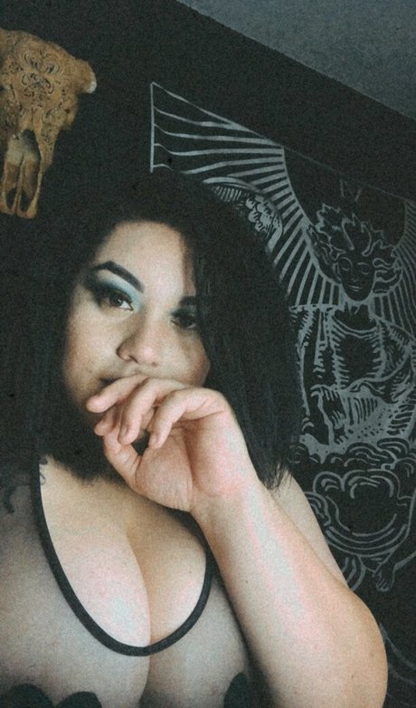 Xoxodolly beautiful actress image