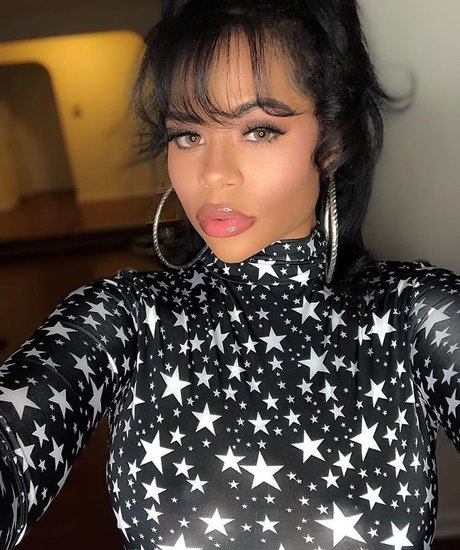 gay midget onlyfans adult pic