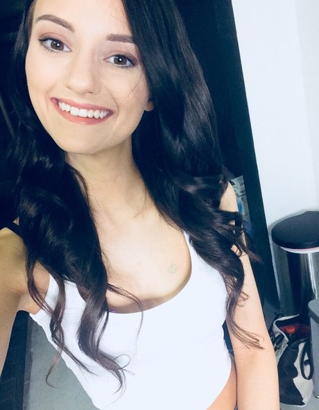 paisleypepper model high quality pics