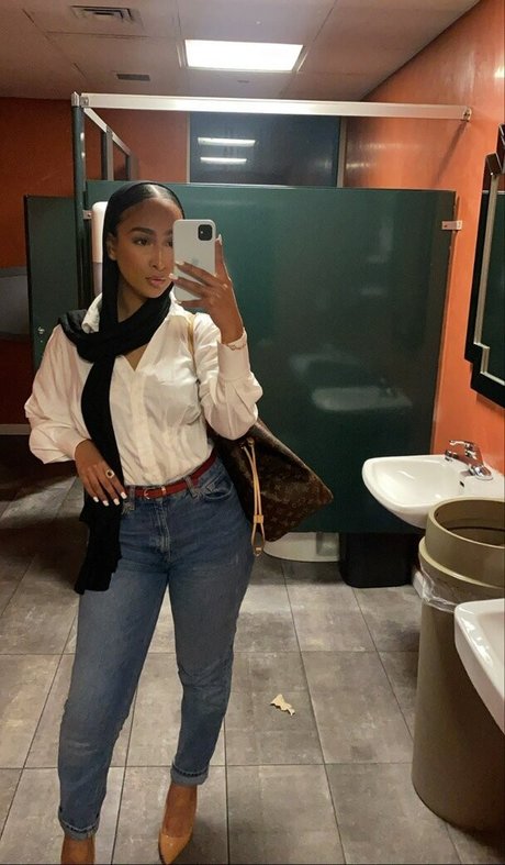 young onlyfans free naked img