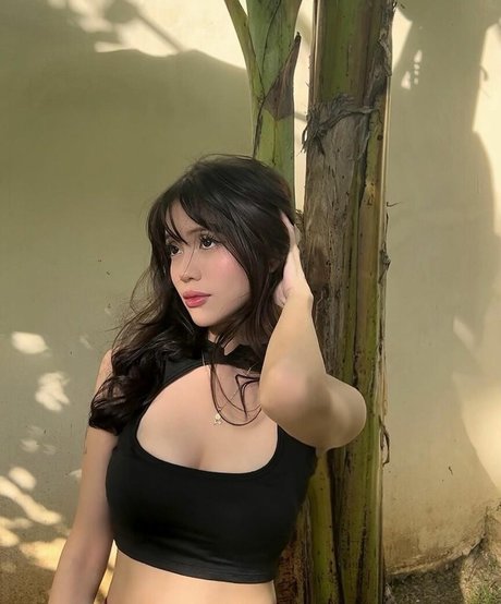 asian influencer onlyfans nudes picture