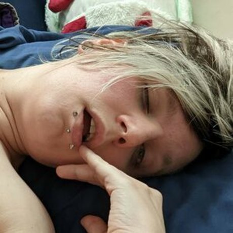 Demongirlcock actress pics