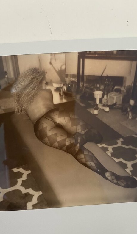 mirror onlyfans nude photo