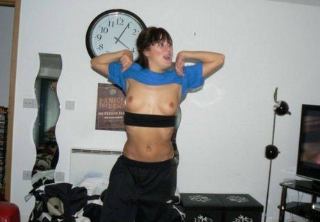 Loui Batley art actress pic