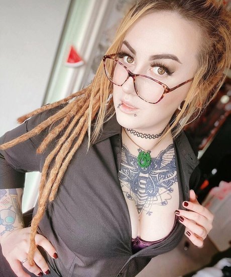 lollydreadfulfree free actress picture