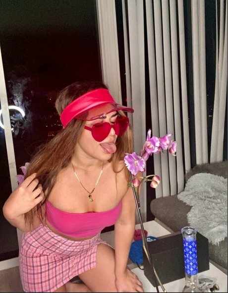 playgirlcarli18 perfect actress pic