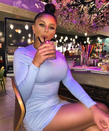 teen cumshot onlyfans art porn picture