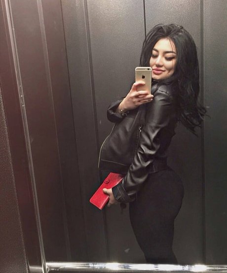 blonde tits onlyfans hd photos