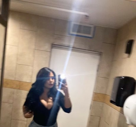 round ass onlyfans naked img