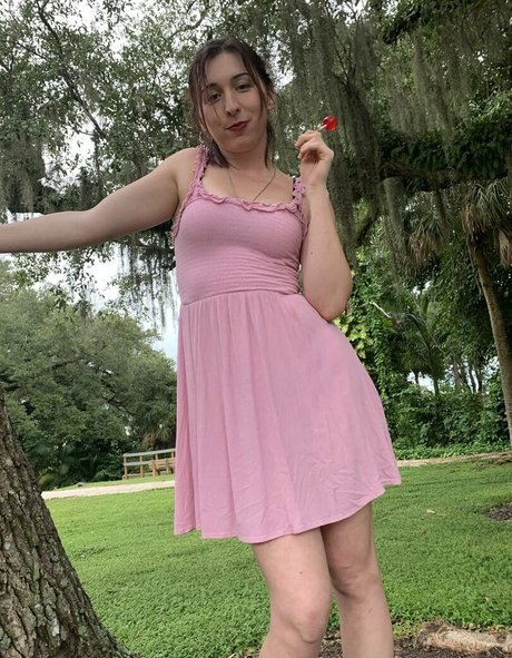 bikini model onlyfans pornographic images