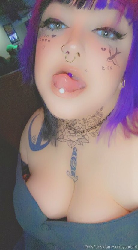 teen natural tits onlyfans top pictures