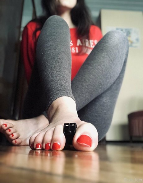 giantesselixs nude model pics