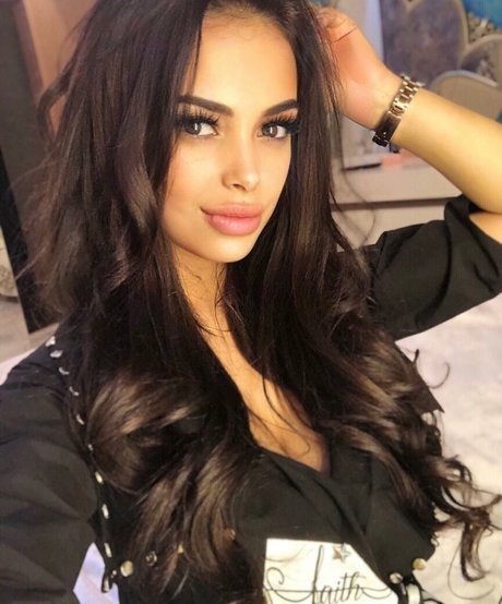 Maya Bulgarien pornstar exclusive archive