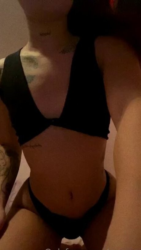 Ovnezz xxx star pics