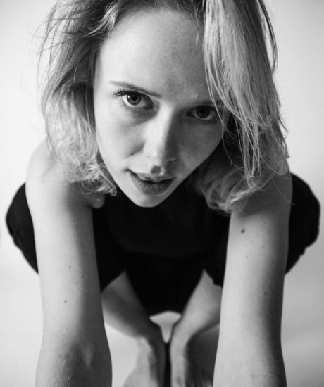 Amelia Eve porn model pic