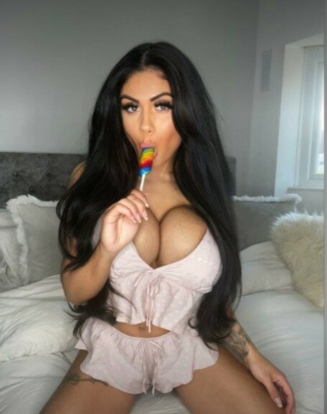 Linsay Streatfield model pretty images