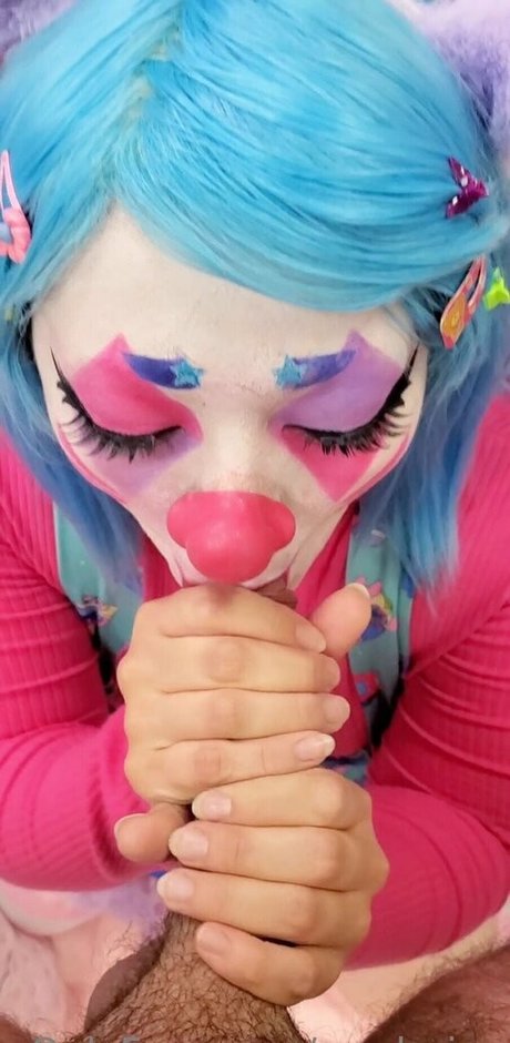 lips onlyfans pretty image