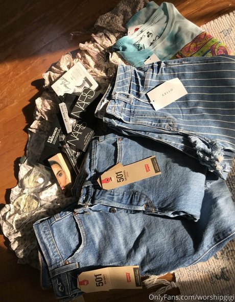 pawg threesome onlyfans beautiful naked picture