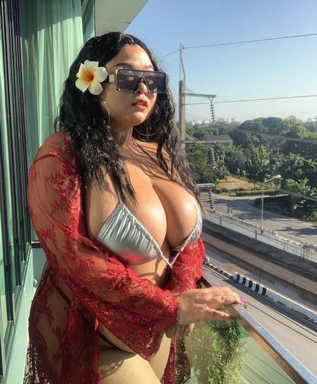 Tananya1992 pornstar photos