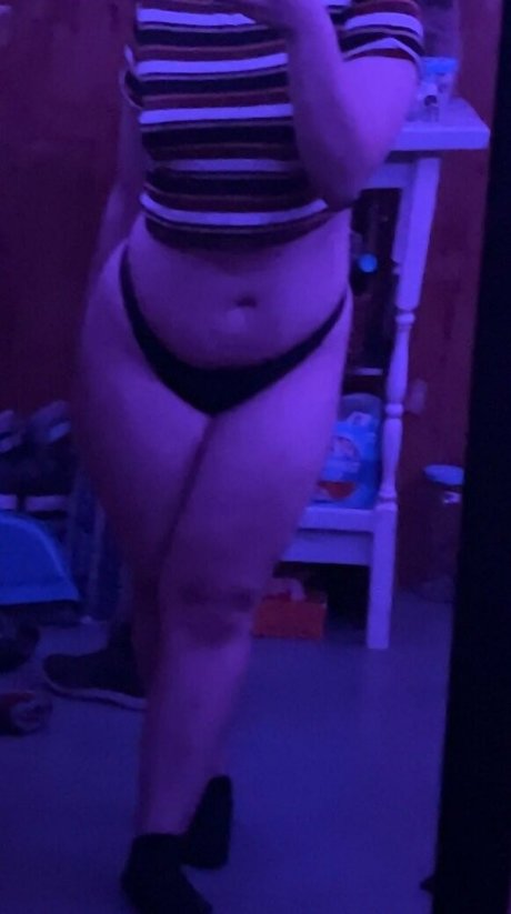 saturnsssecret erotic star pics