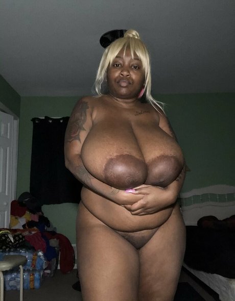 famousstarkmarie model xxx gallery