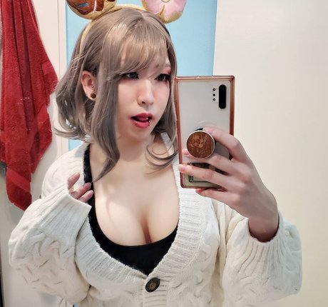 Cloudyninecos hot actress archive