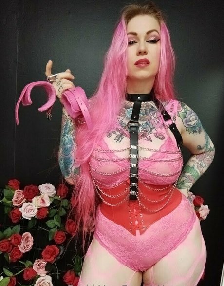 mistress suski art star galleries