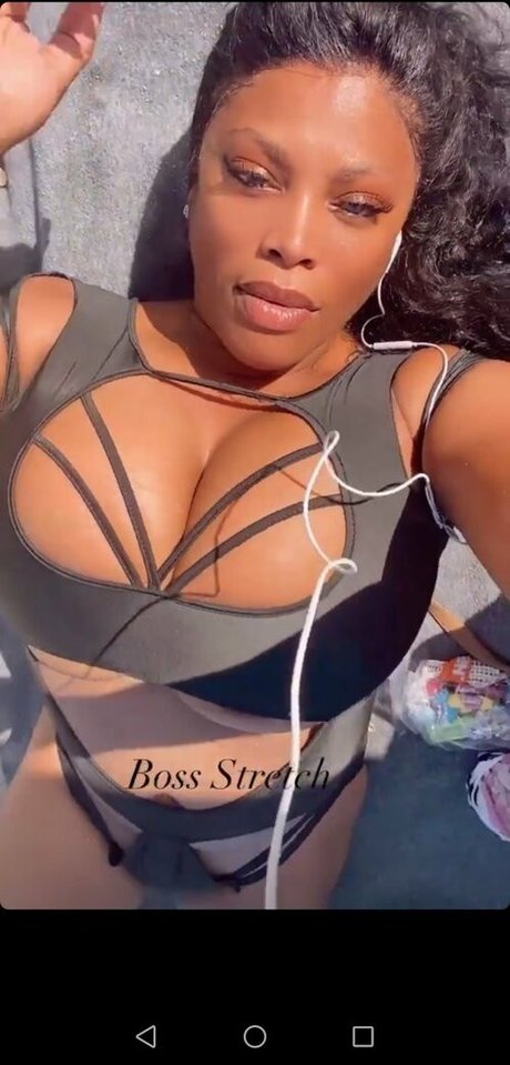 Clara Marie art model galleries