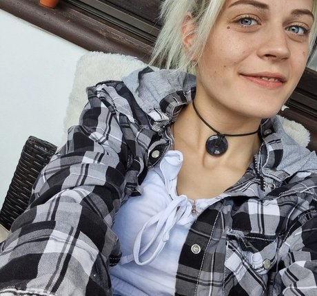 Caroline Haas adult model gallery