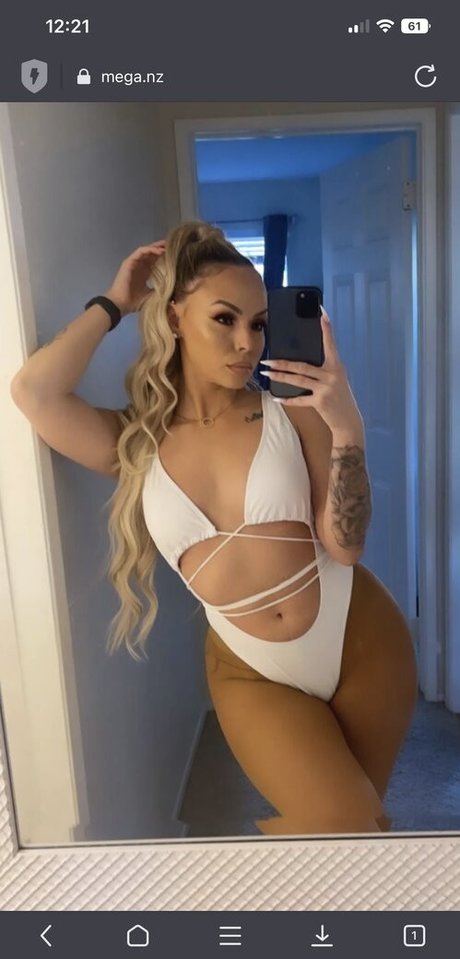 Krissy Mechelle pornstar pretty gallery