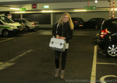 siswetfreepage nude actress picture