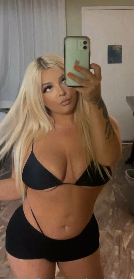 rosiefree naked actress pictures