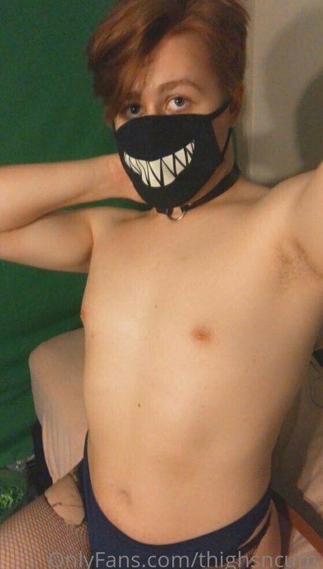 thighsncum nice model gallery