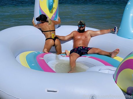 pink hair onlyfans perfect image