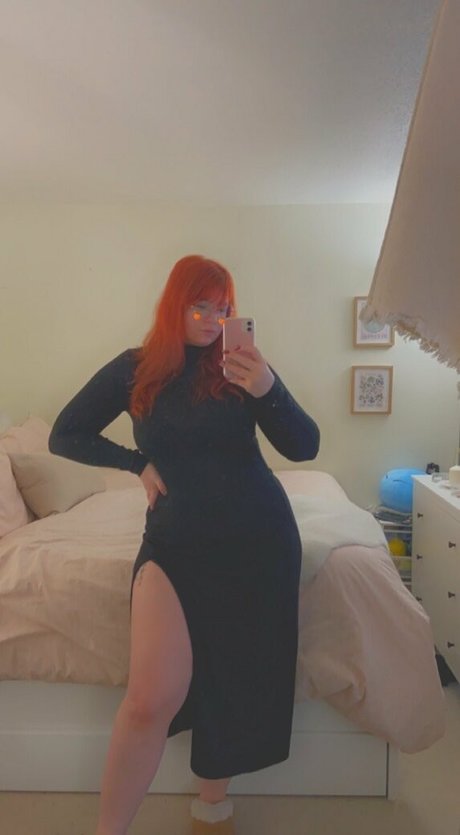 chatting onlyfans pornographic photo