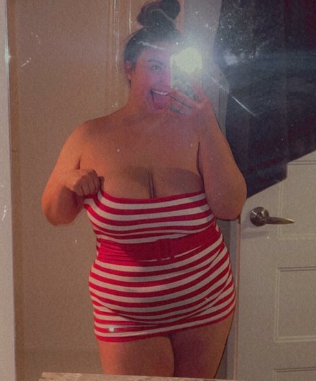 mirror onlyfans adult images