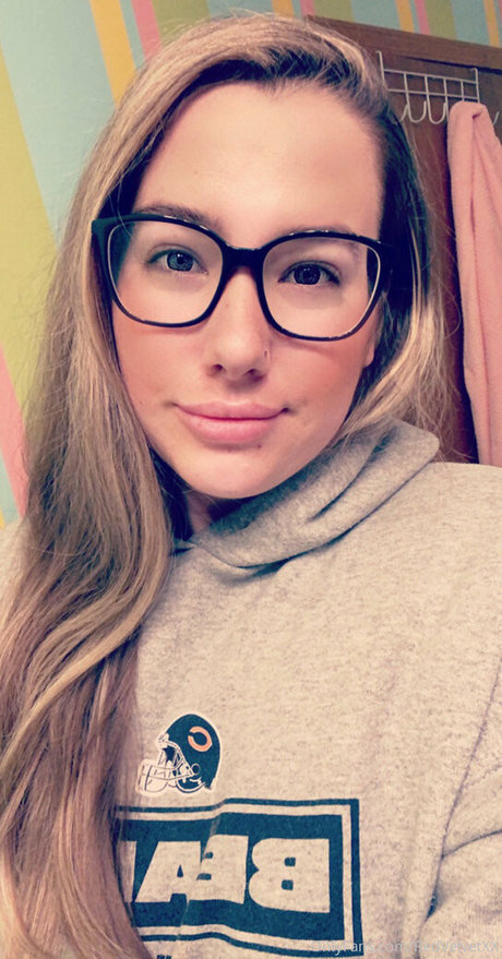 nerdy onlyfans pretty galleries